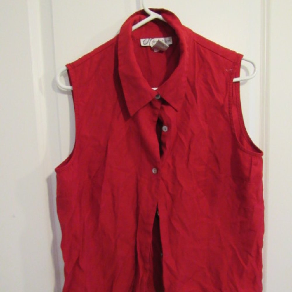 Dress Barn Red Sleeveless Button Down Top.  XL
